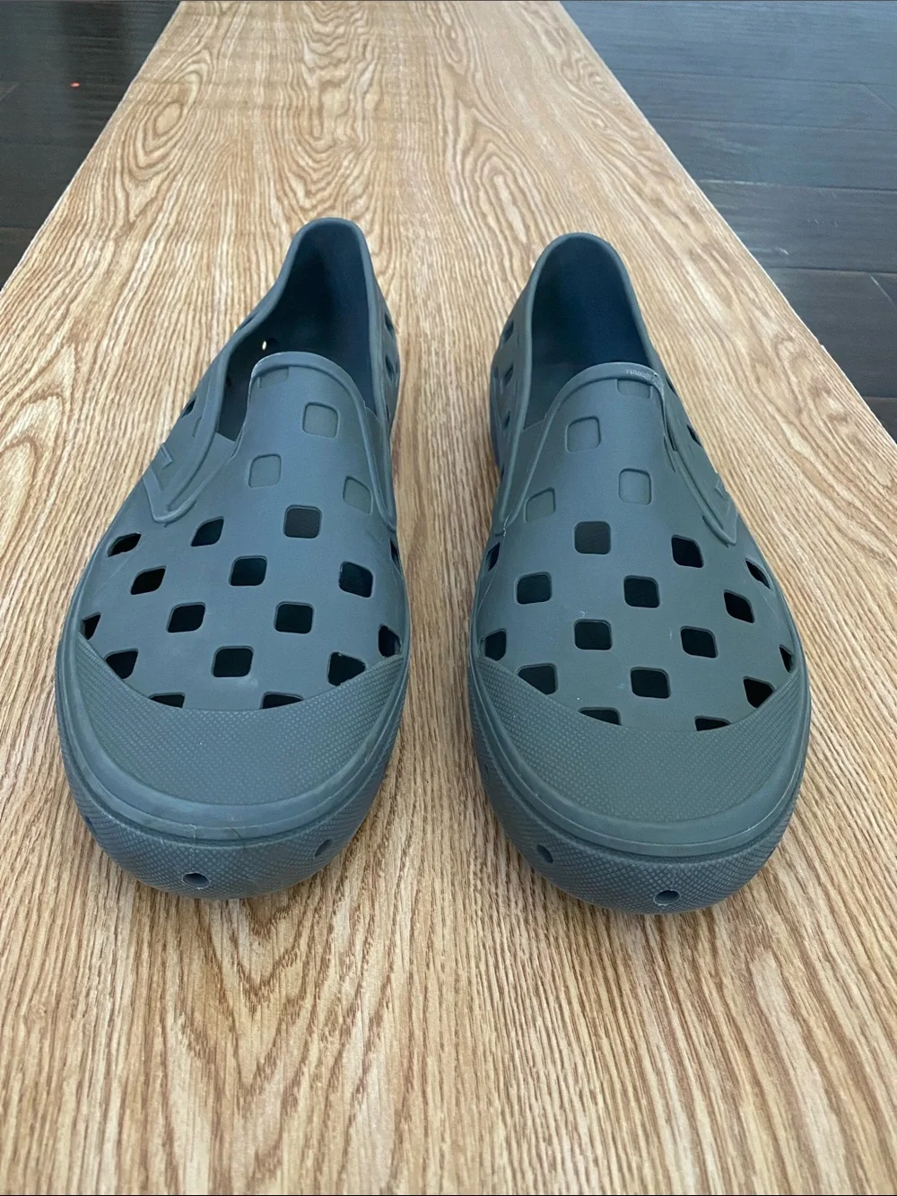 Vans rubber slip